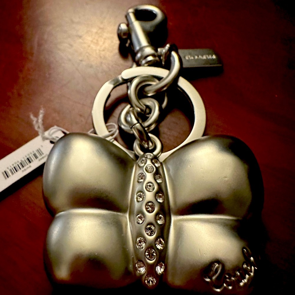 COACH - BUTTERFLY BAG CHARM (NWT)